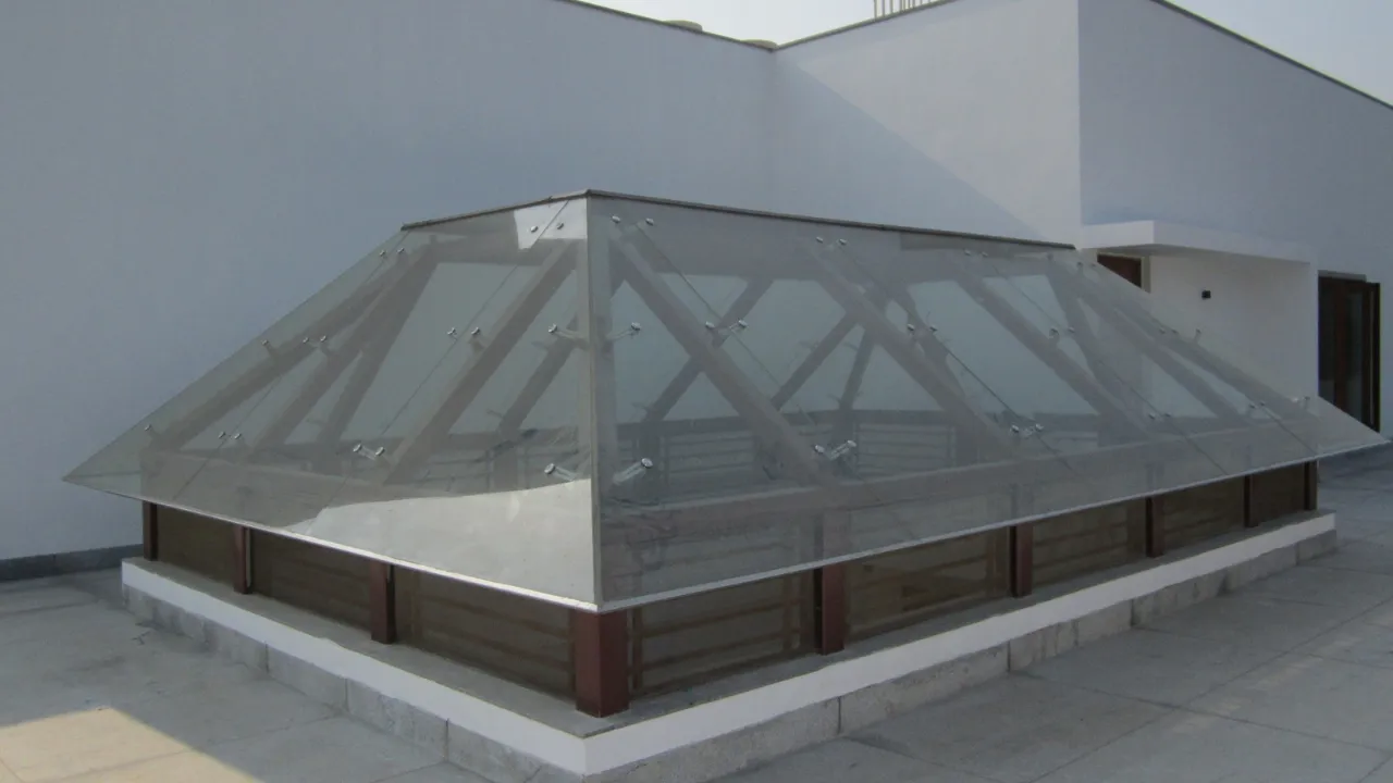 Spider glazing glass roof skylight fabricated in Chennai