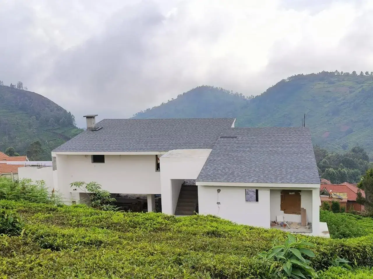 Weather-resistant roofing shingles in Ooty